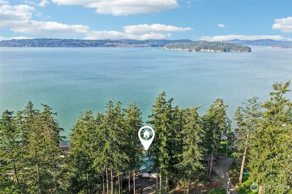 $1,690,000 | 17340 Golden View Avenue, La Conner, WA 98257