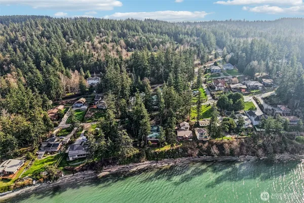 $1,615,000 | 17340 Golden View Avenue, La Conner, WA 98257