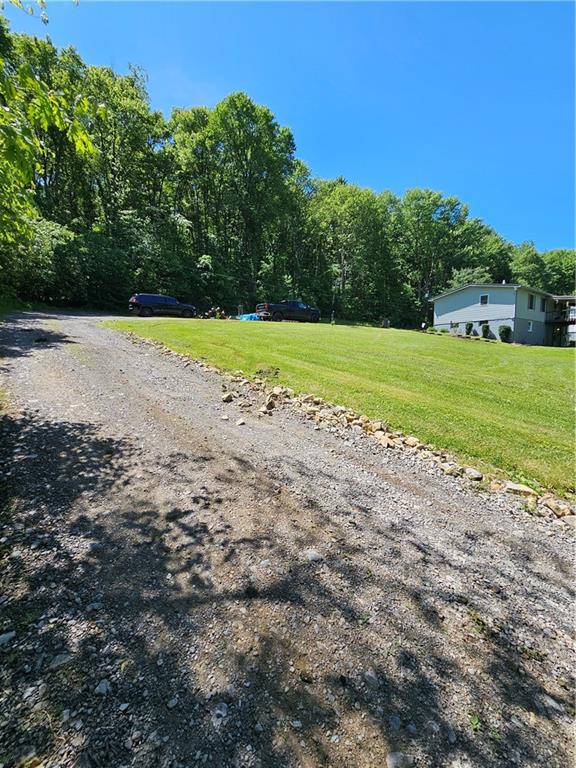 324 Barr Road Natrona Heights, PA 15065 - Photo 29 of 38