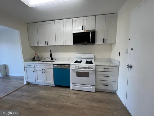 $1,850 | 1111 University Boulevard West, Unit 402, Silver Spring, MD 20902