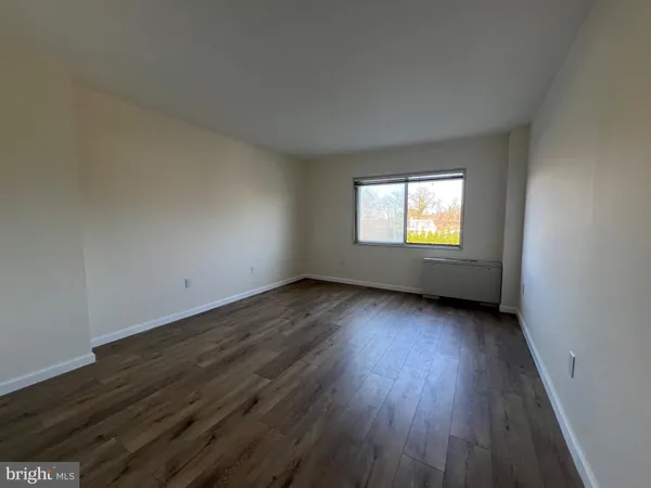 $1,850 | 1111 University Boulevard West, Unit 402, Silver Spring, MD 20902