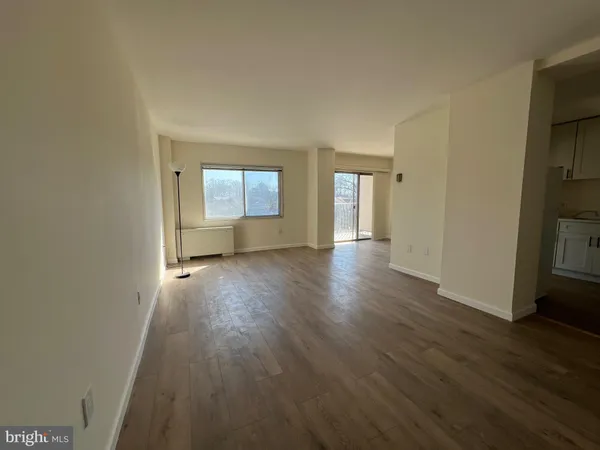 $1,950 | 1111 University Boulevard West, Unit 402, Silver Spring, MD 20902