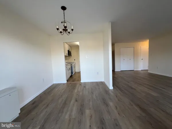$1,850 | 1111 University Boulevard West, Unit 402, Silver Spring, MD 20902
