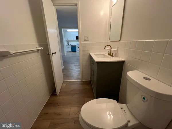 $1,950 | 1111 University Boulevard West, Unit 402, Silver Spring, MD 20902