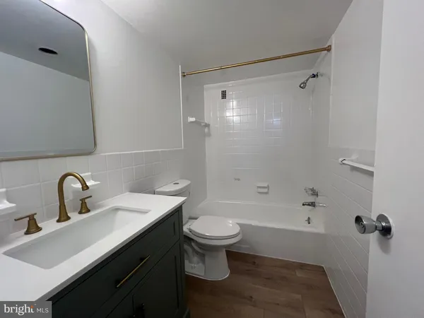 $1,950 | 1111 University Boulevard West, Unit 402, Silver Spring, MD 20902