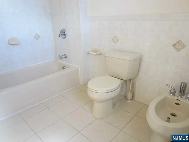 $5,800 | 55 Columbus Drive, Unit B, Tenafly, NJ 07670