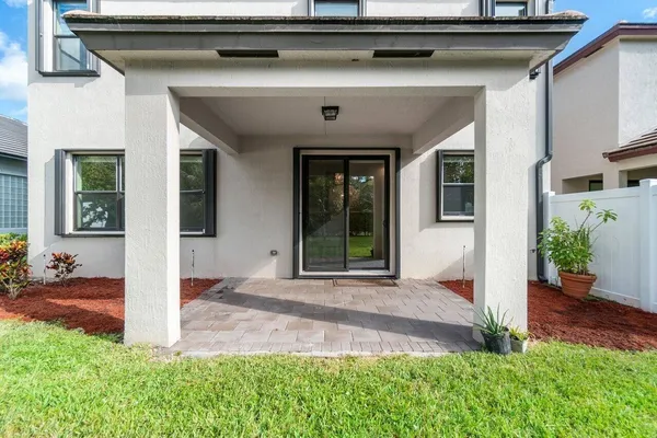 $3,800 | 5643 Sandbirch Way, Lake Worth, FL 33463