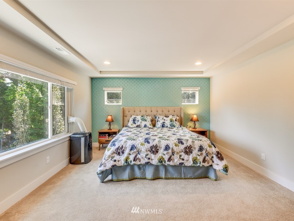 16925 1st Avenue West Bothell, WA 98012 - Photo 14 of 25 Gallery Image 14