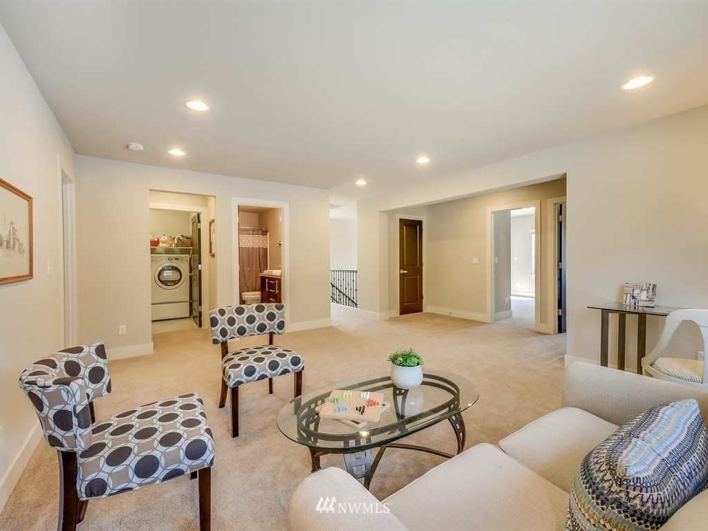 16925 1st Avenue West Bothell, WA 98012 - Photo 10 of 25 Gallery Image 10