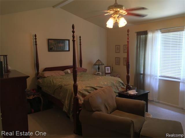 3372 Paddington Court Rochester Hills, MI 48309 - Photo 12 of 32