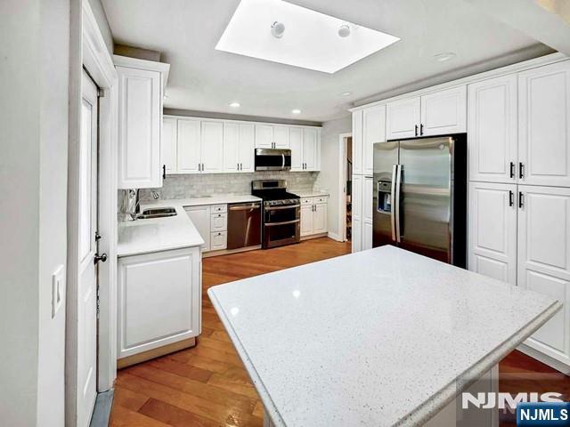 14 Cedar Street Cresskill, NJ 07626 - Photo 8 of 31 Gallery Image 8