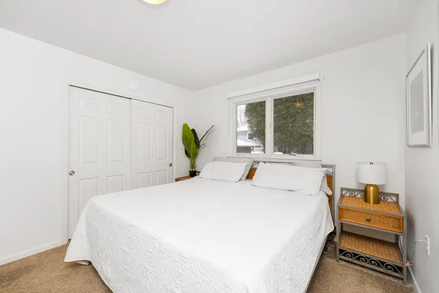 $350,000 | 424 Fremont Street, Unit 6, Douglas, MI 49406