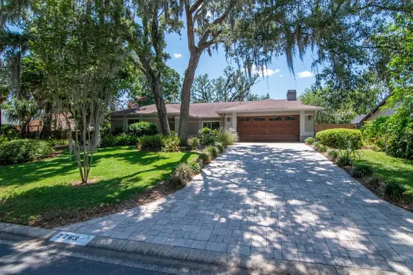 $549,900 | 2763 Buckhorn Oaks Drive, Valrico, FL 33594
