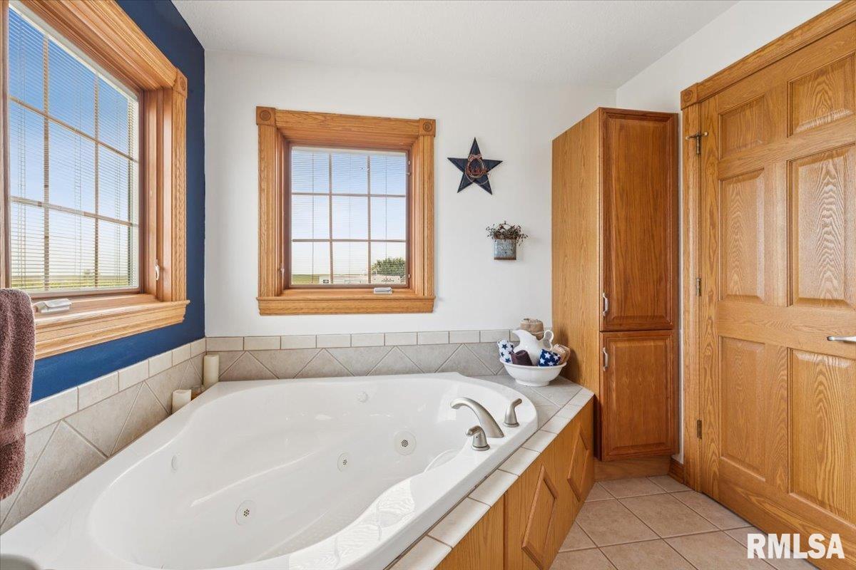 3983 120th Street Bryant, IA 52727 - Photo 36 of 62