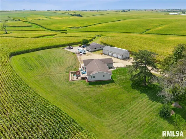 $454,900 | 3983 120th Street, Bryant, IA 52727
