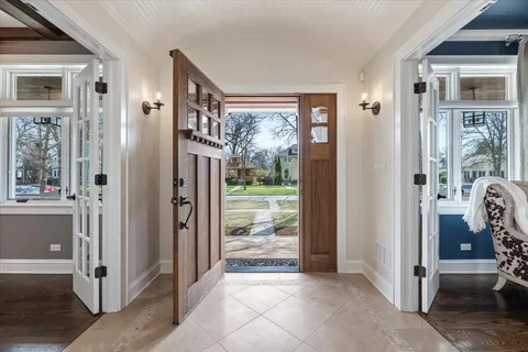 $2,249,000 | 1148 Isabella Street, Wilmette, IL 60091