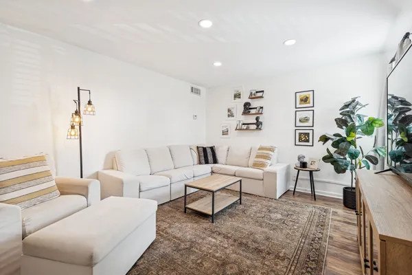 $280,000 | 110 Bellevue Road, Unit 12, Nashville, TN 37221