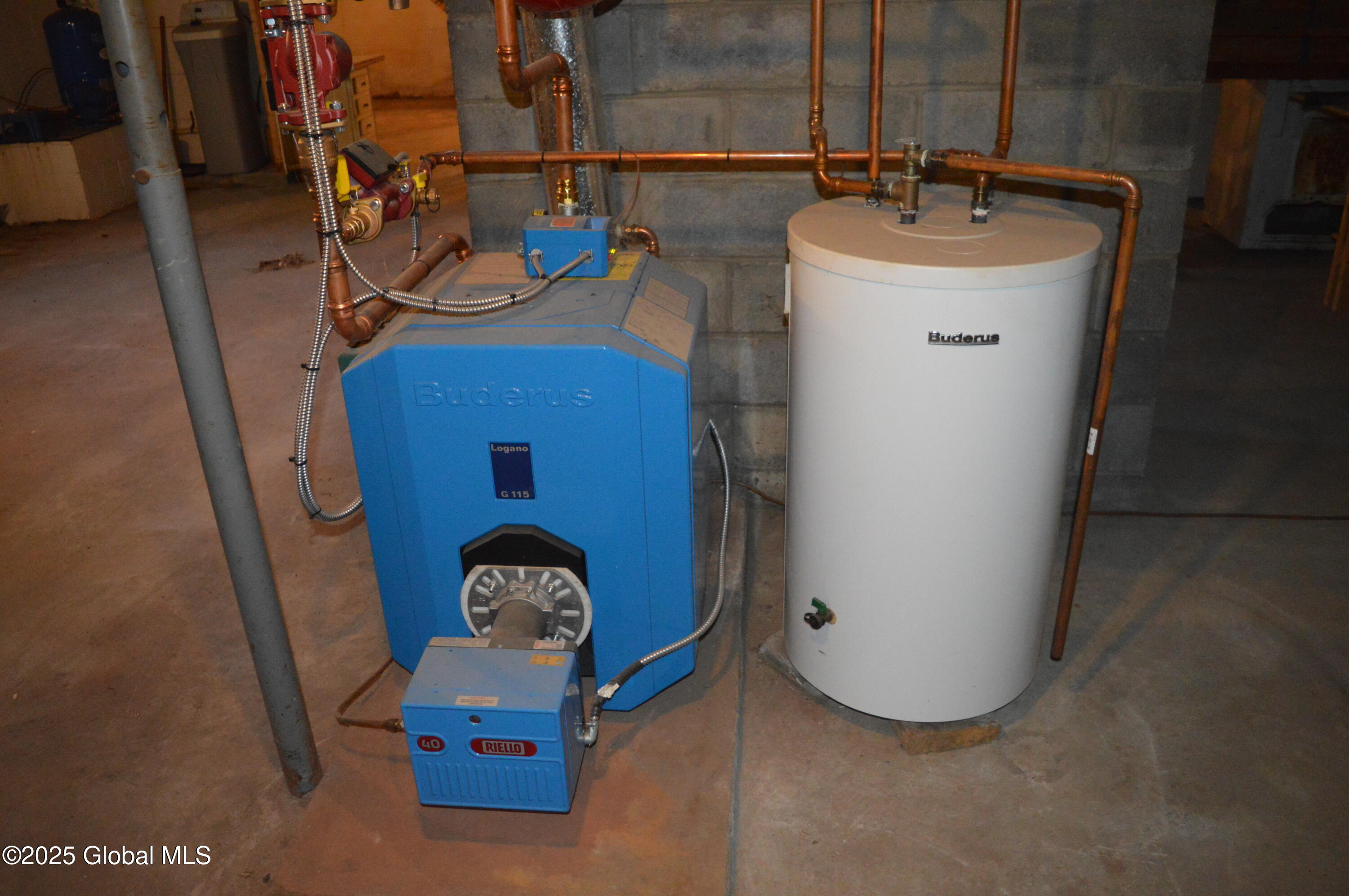 268 Waldenmaier Road Bethlehem, NY 12067 - Photo 41 of 54 DSC_0060