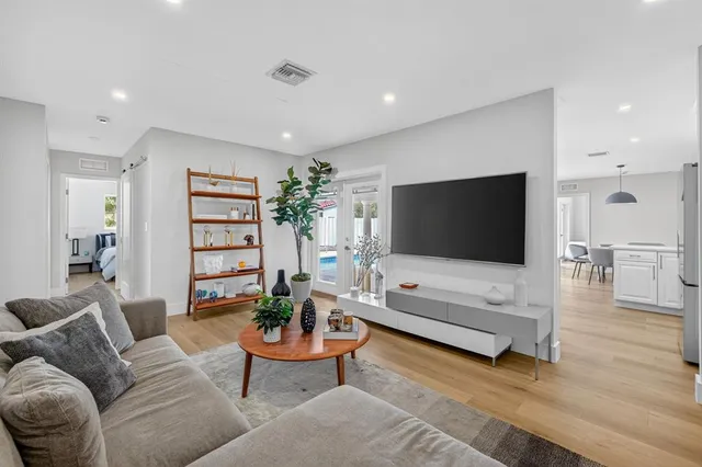 $1,795,000 | 5950 Northeast 28th Avenue, Fort Lauderdale, FL 33308