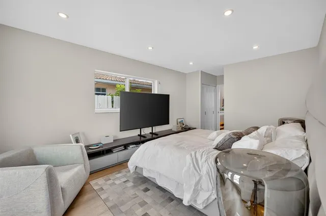 $1,795,000 | 5950 Northeast 28th Avenue, Fort Lauderdale, FL 33308