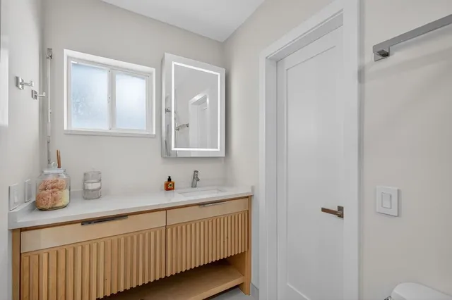 $1,795,000 | 5950 Northeast 28th Avenue, Fort Lauderdale, FL 33308