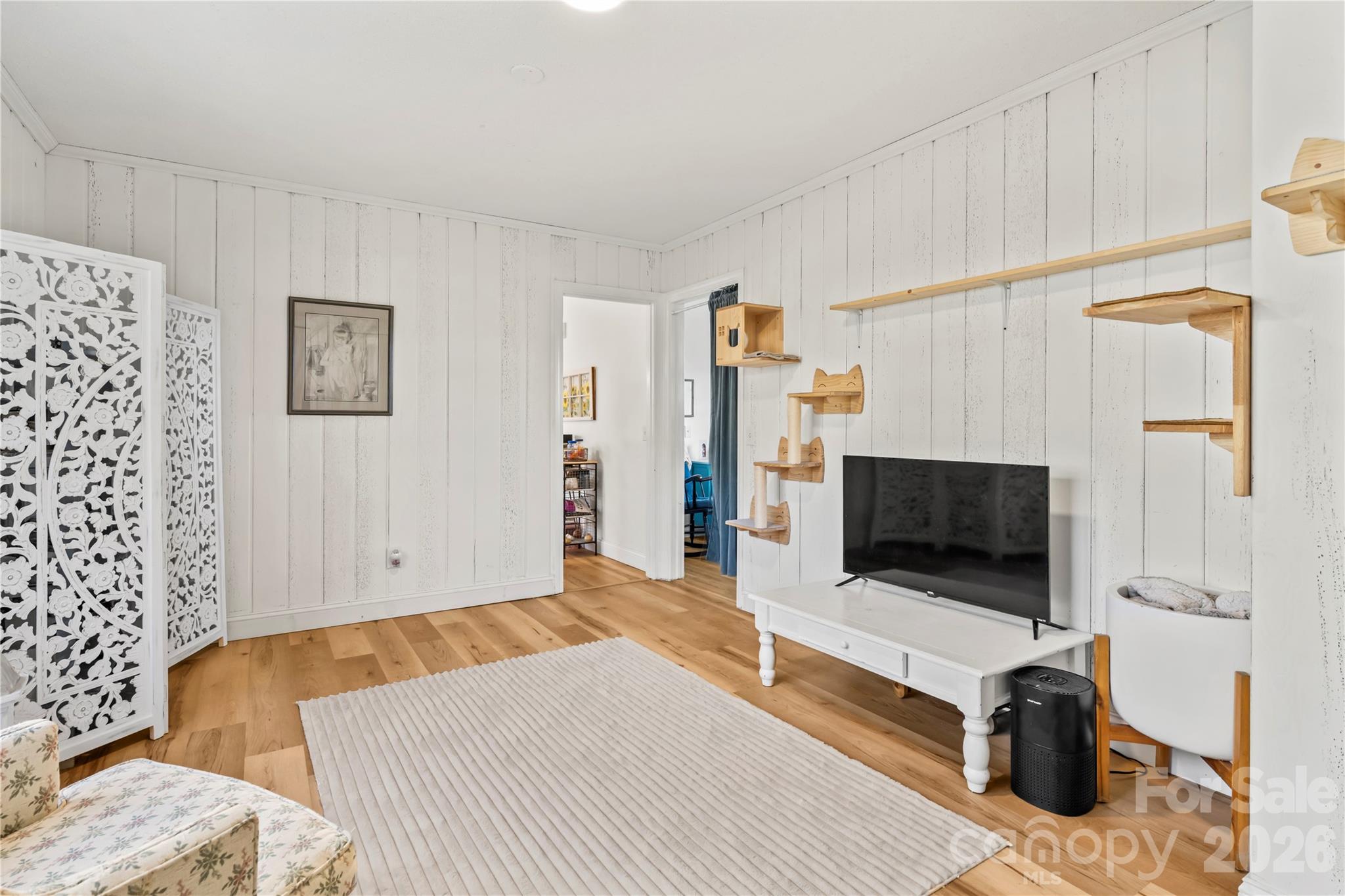 1501 Hebron Road Hendersonville, NC 28739 - Photo 8 of 24