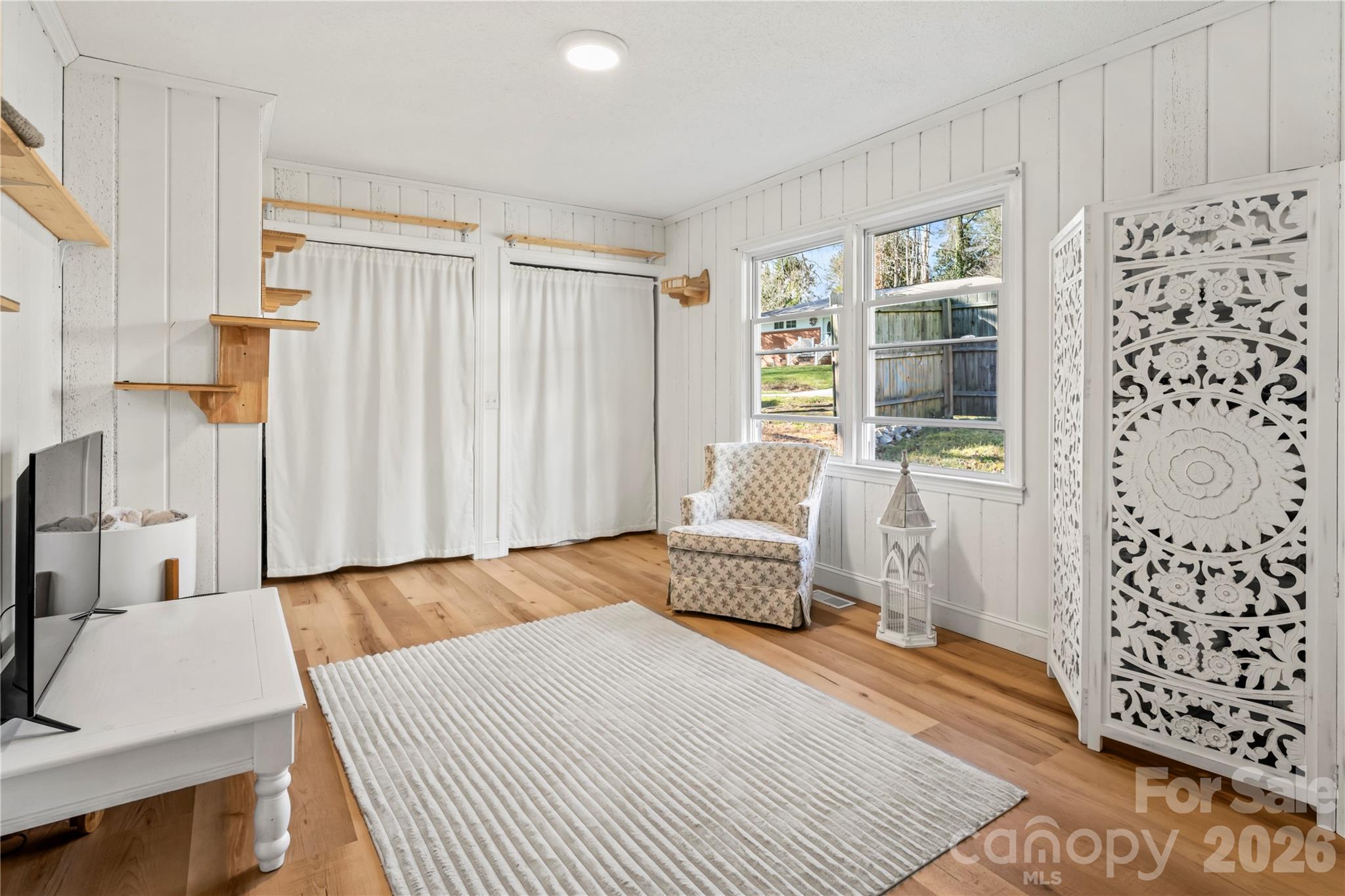 1501 Hebron Road Hendersonville, NC 28739 - Photo 9 of 24