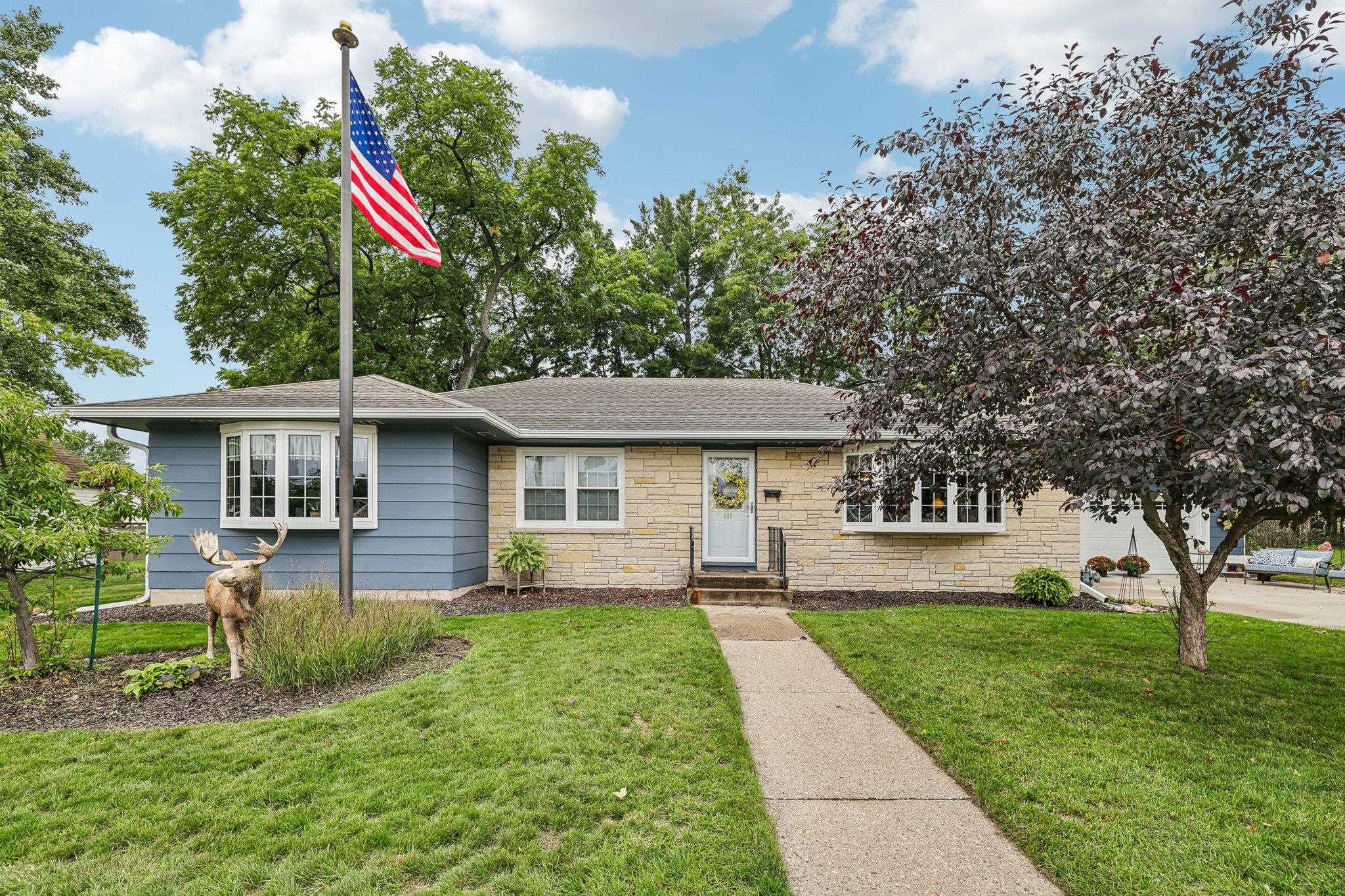 535 North Willow Street Reedsburg, WI 53959 - Photo 2 of 51 Gallery Image 2