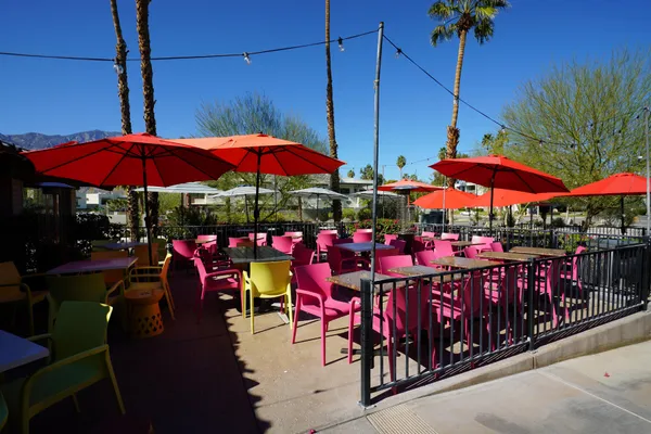 $5,500,000 | 2825 East Tahquitz Canyon Way, Palm Springs, CA 92262