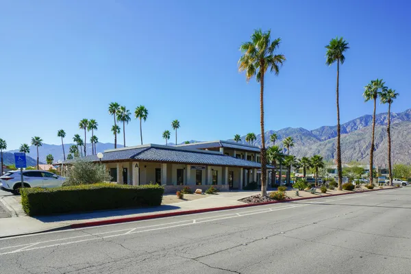 $5,500,000 | 2825 East Tahquitz Canyon Way, Palm Springs, CA 92262