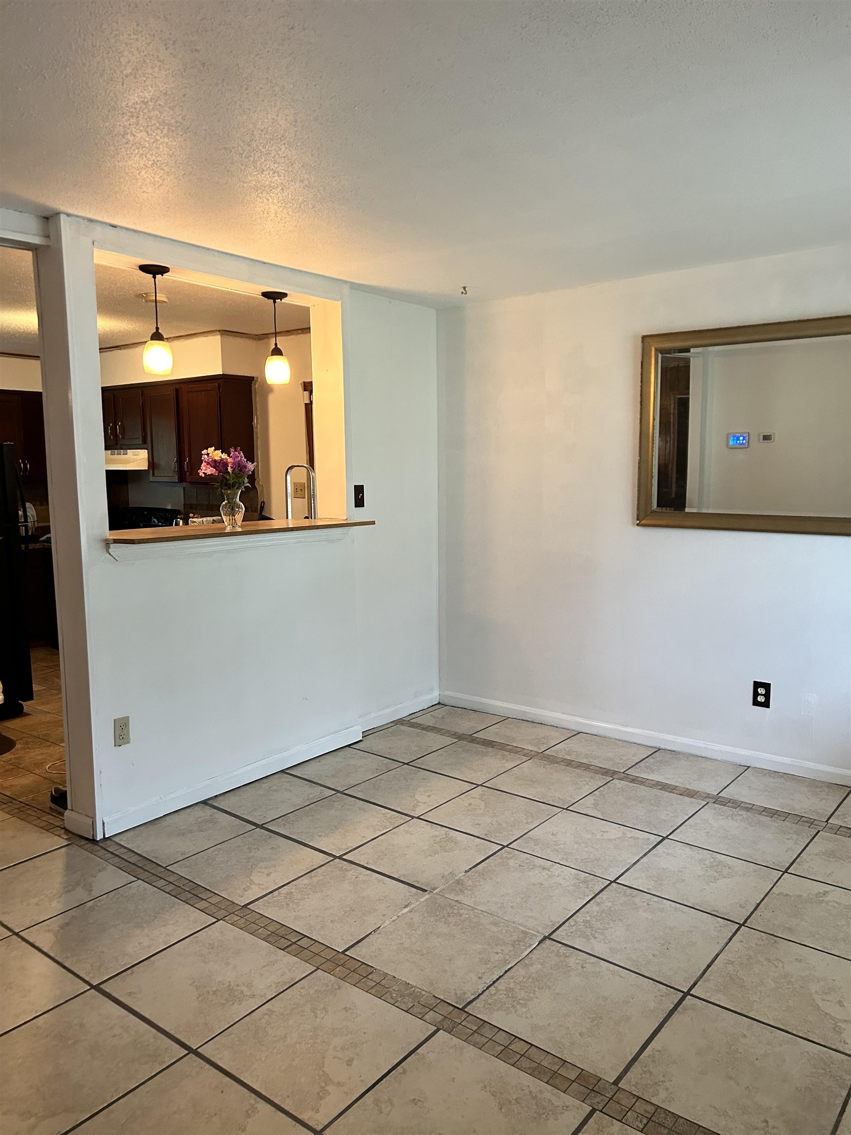 3082 Spring Hill Drive Memphis, TN 38127 - Photo 3 of 15 a view of a room with rack and cabinet