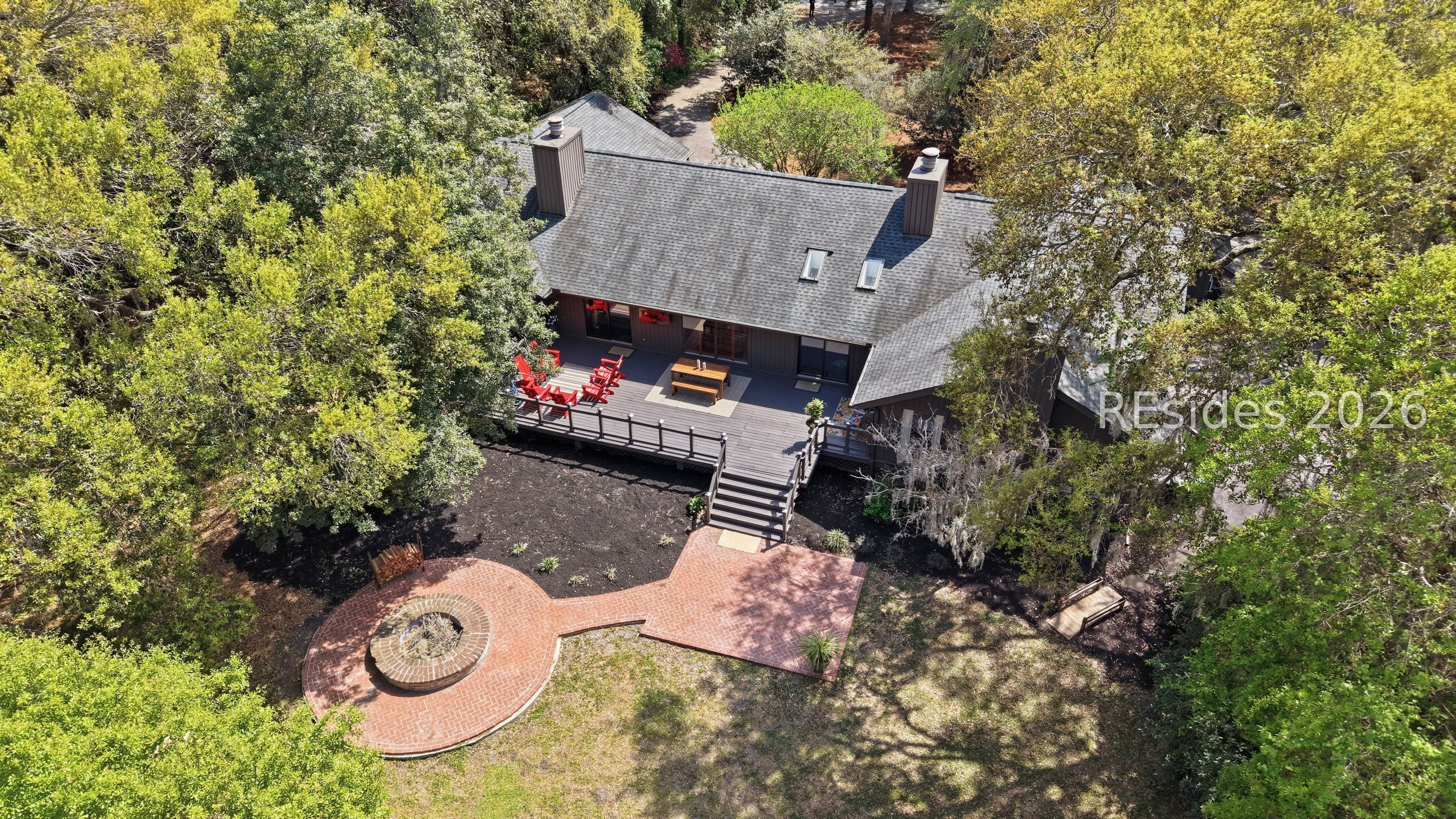 21 McIntosh Road Hilton Head Island, SC 29926 - Photo 2 of 54