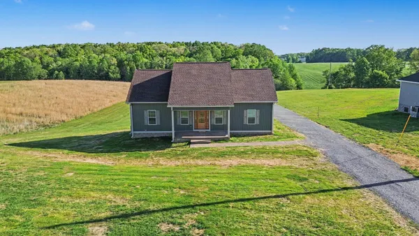 $284,900 | 1854 Lafayette Road, Red Boiling Springs, TN 37150