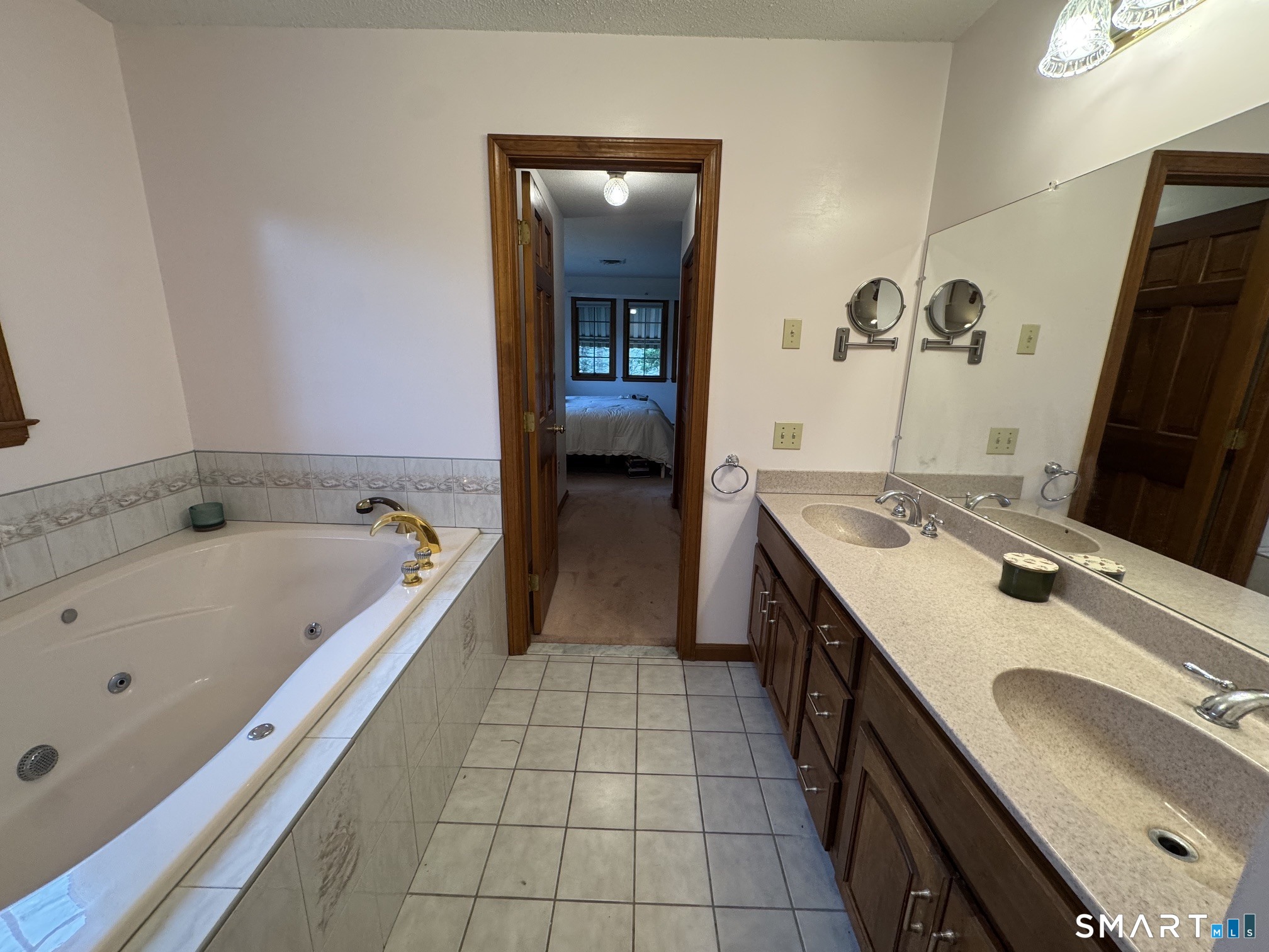 389 Old Colchester Road Hebron, CT 06231 - Photo 14 of 26