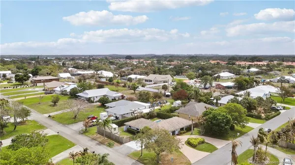 $610,000 | 4379 Southeast Tall Pines Avenue, Stuart, FL 34997