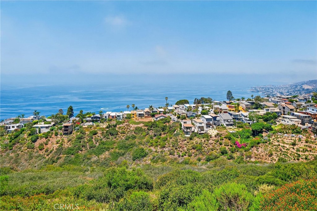 865 Quivera Street Laguna Beach, CA 92651 - Photo 17 of 23 an aerial view of a houses with a yard