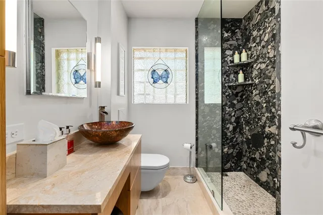 $960,000 | 2301 Del Curto Road, Austin, TX 78704