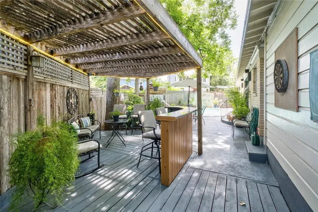 $960,000 | 2301 Del Curto Road, Austin, TX 78704