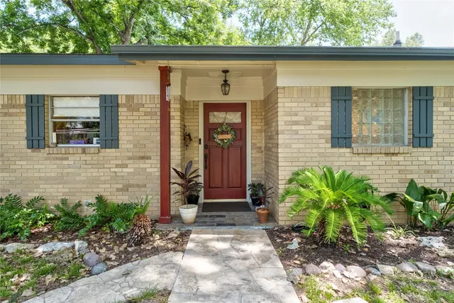 $960,000 | 2301 Del Curto Road, Austin, TX 78704
