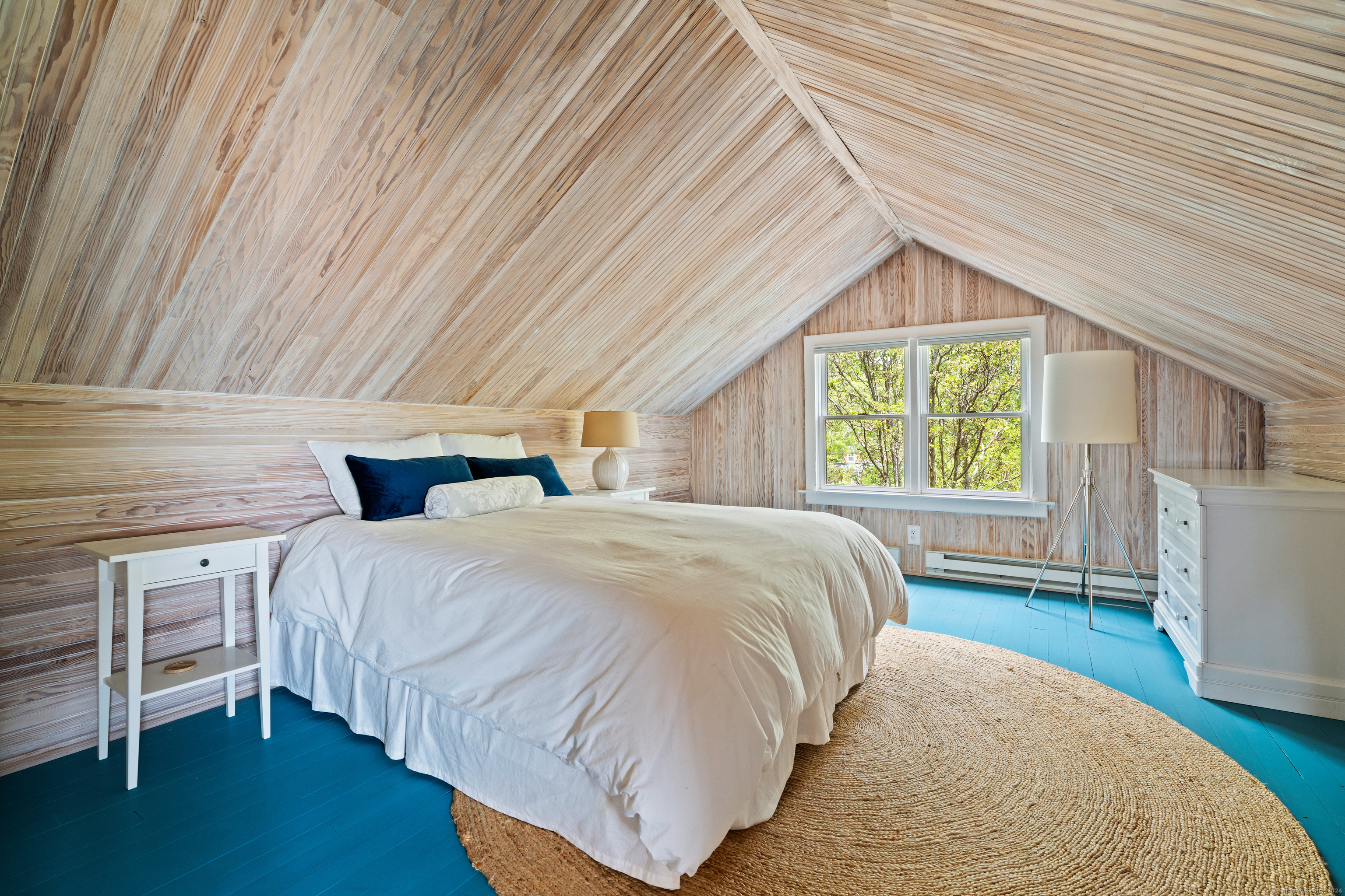 118 Middle Beach Road Madison, CT 06443 - Photo 25 of 28 a bedroom with a bed and a window
