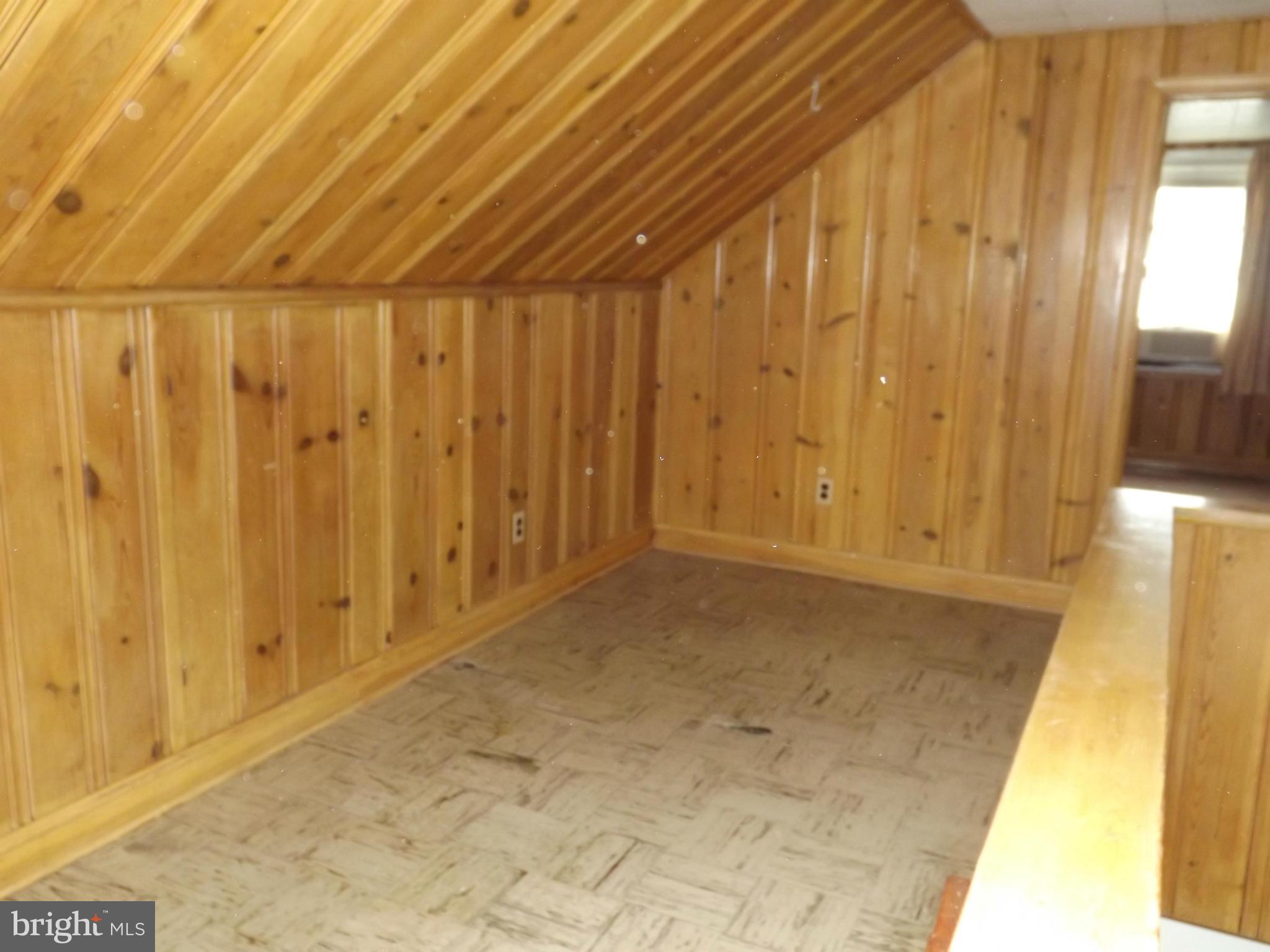 3411 Gaither Road Baltimore, MD 21244 - Photo 16 of 23 View of Extra Room Upstairs