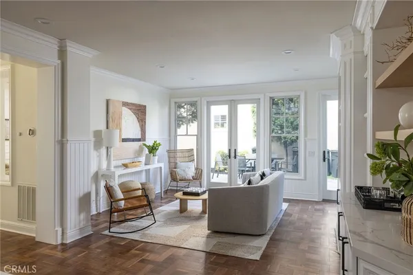 $4,249,000 | 30 Long Bay Drive, Newport Beach, CA 92660