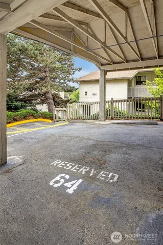 $330,000 | 1220 Southwest 132nd Lane, Unit 523, Burien, WA 98146