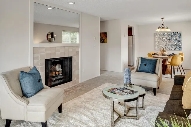 $330,000 | 1220 Southwest 132nd Lane, Unit 523, Burien, WA 98146