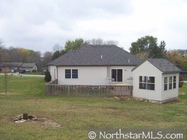 2516 23rd Avenue Southeast Rochester, MN 55904 - Photo 2 of 10