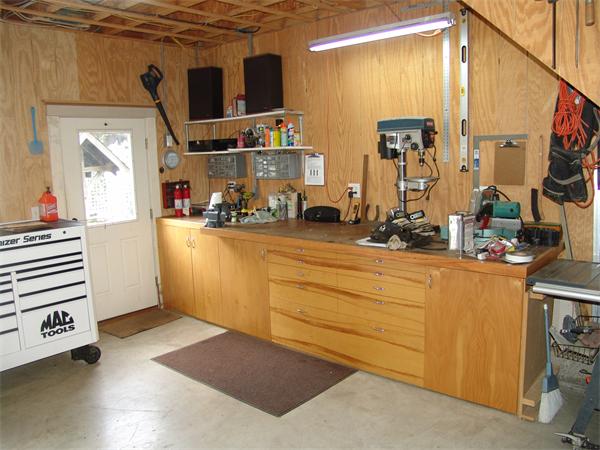 8 Oakland Road North Reading, MA 01864 - Photo 20 of 30 Gallery Image 20