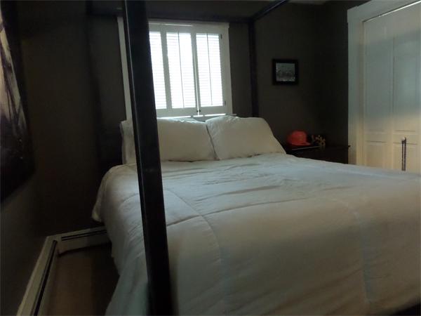 8 Oakland Road North Reading, MA 01864 - Photo 9 of 30 Gallery Image 9