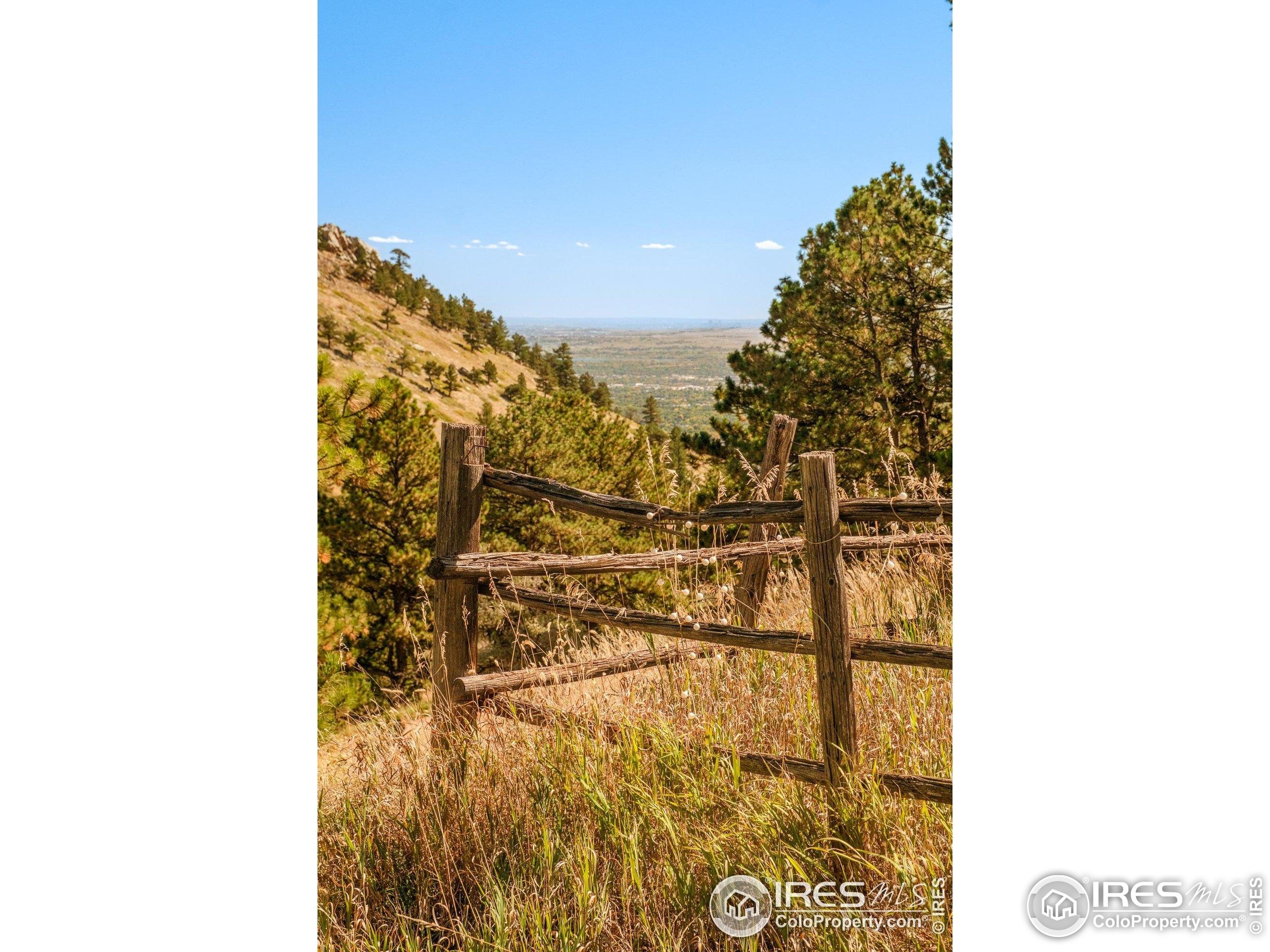 6365 Red Hill Road Boulder, CO 80302 - Photo 2 of 17 a view of entryway