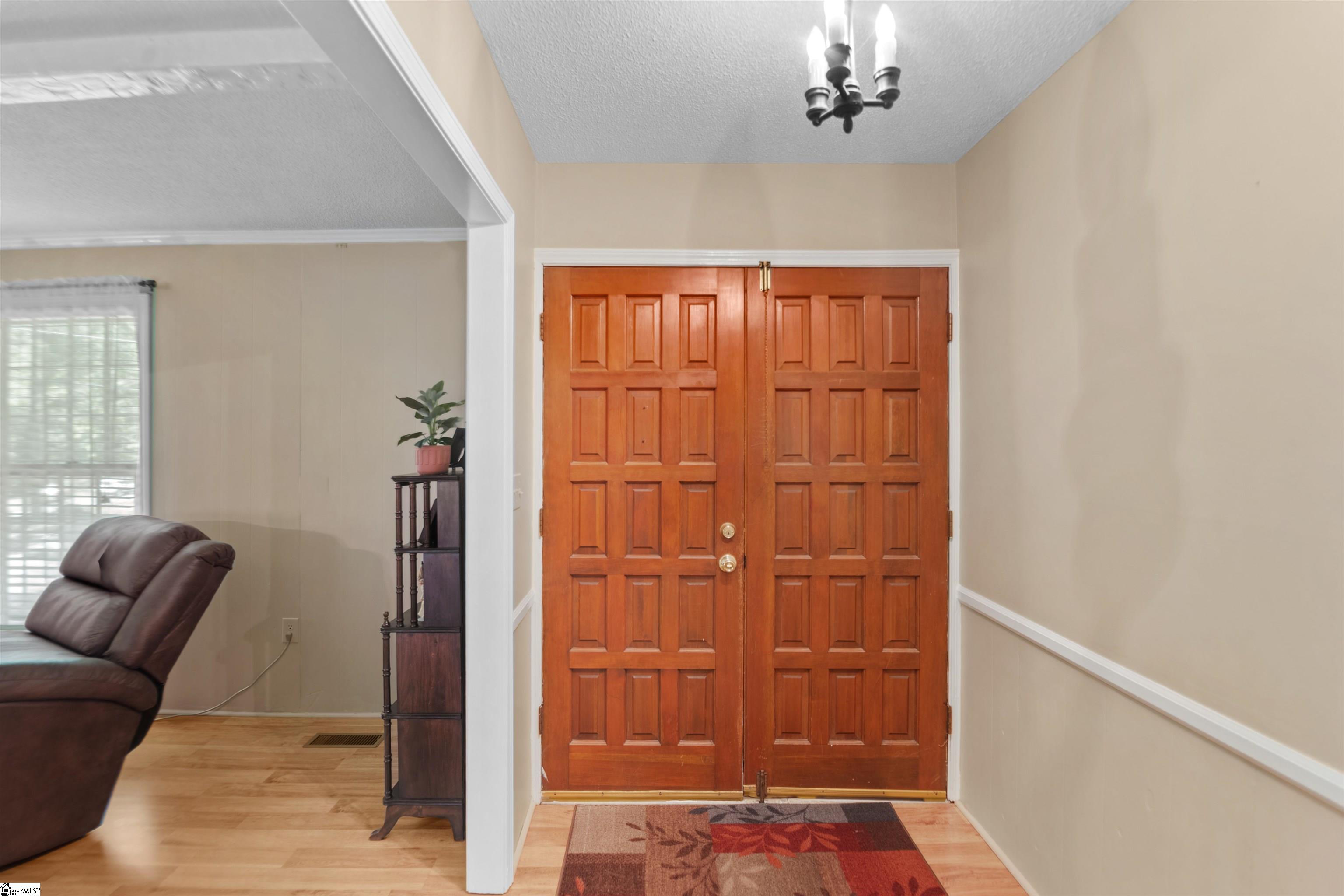 118 Sabra Drive Easley, SC 29642 - Photo 8 of 39