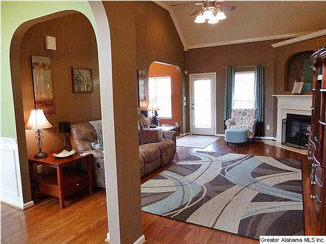 1476 Highview Drive Calera, AL 35040 - Photo 2 of 32